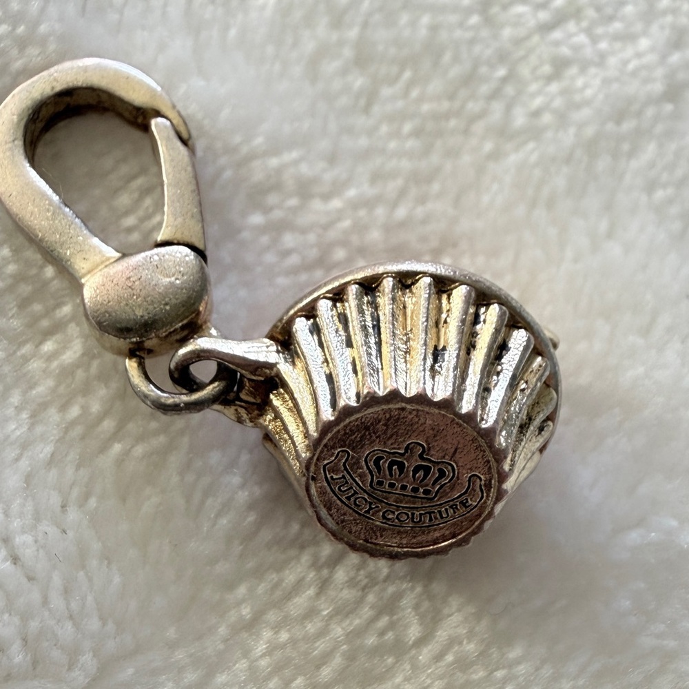 Retired Authentic Juicy Couture Pink Cupcake Bracelet Charm - Picture 8 of 9